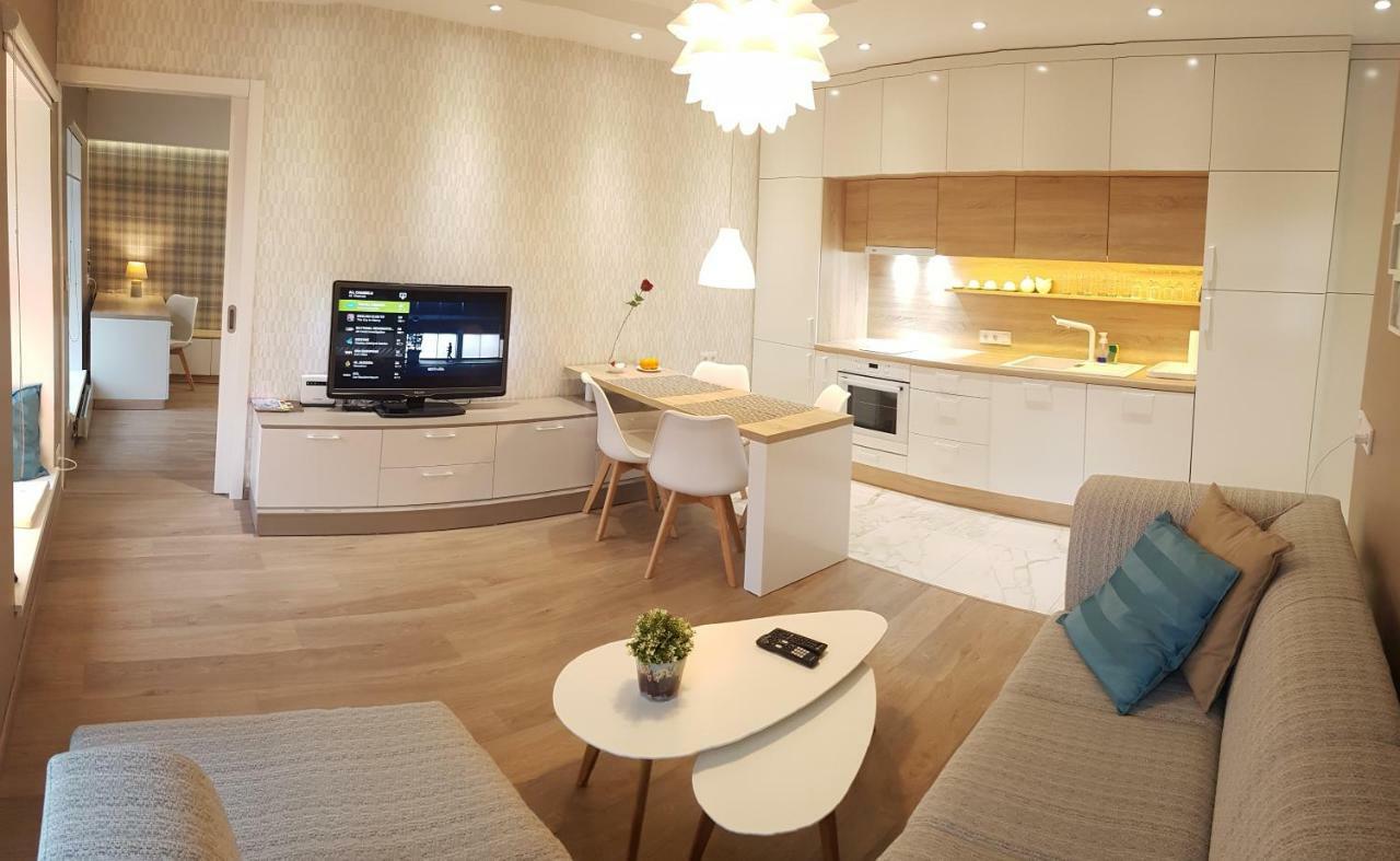 Happy Innside, Free Parking, Self Check-in 7x24h, Ac
