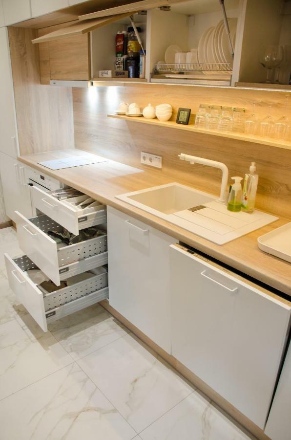 Happy Innside, Free Parking, Self Check-in 7x24h, Ac Leilighet